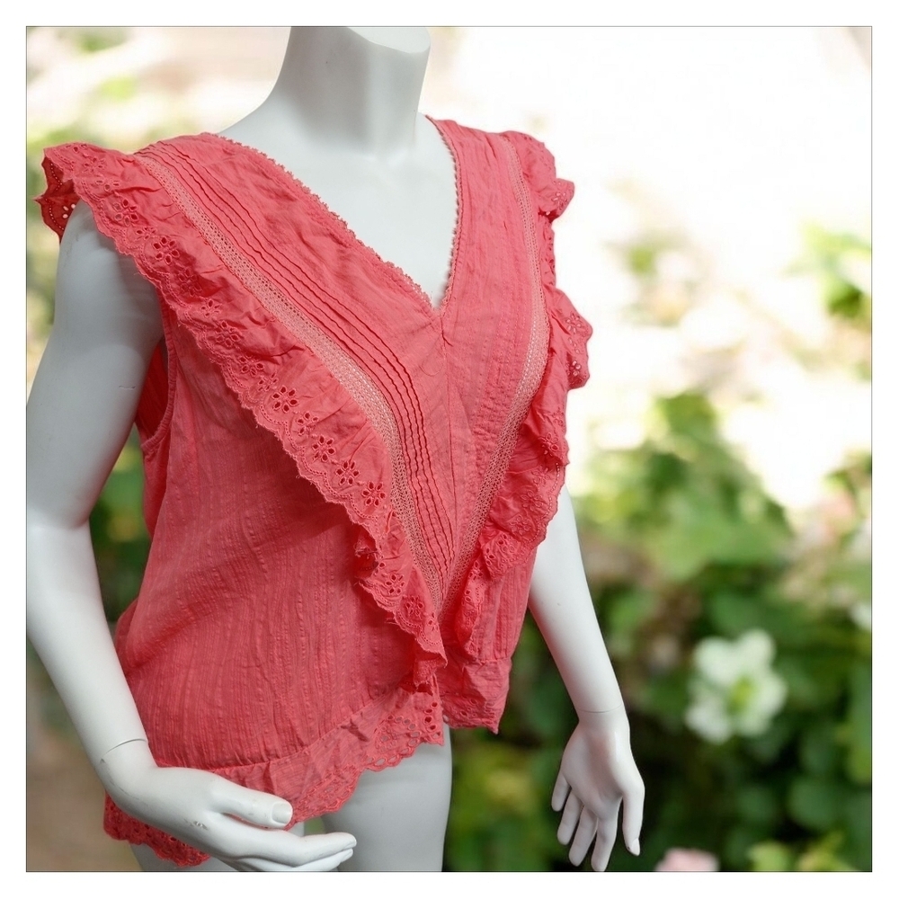 GAP Coral Ruffle Lace V-Neck Blouse